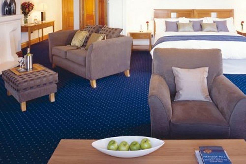 Garryvoe Hotel Балликоттон Экстерьер фото