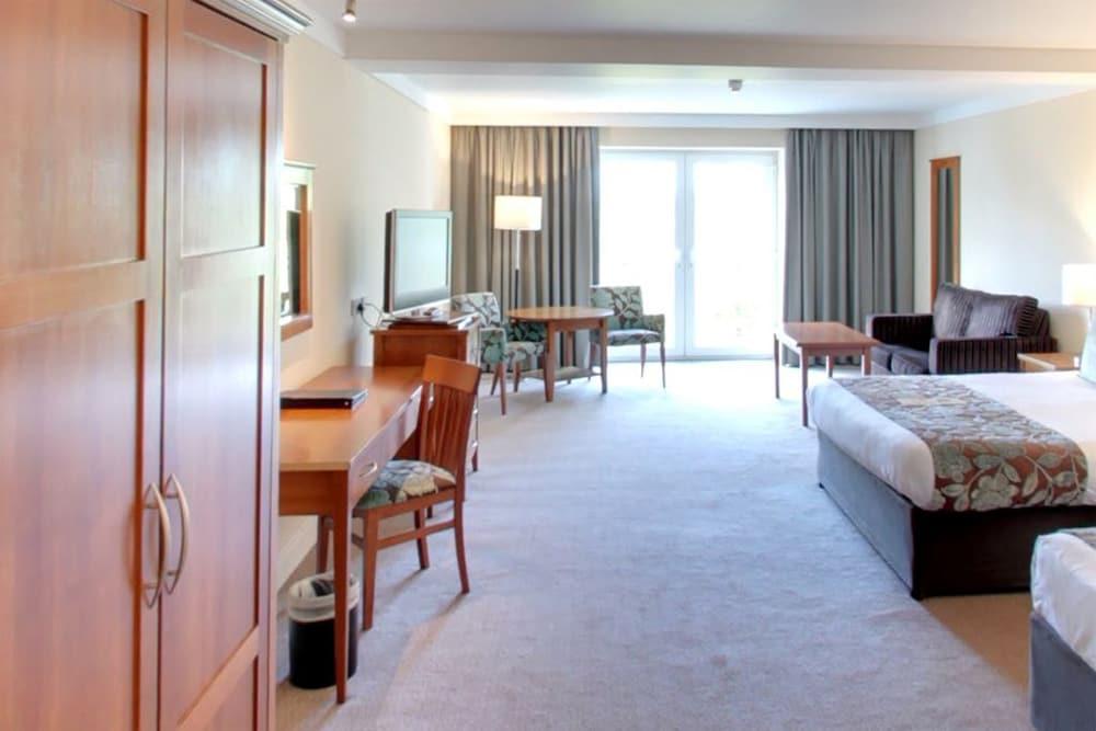 Garryvoe Hotel Балликоттон Экстерьер фото