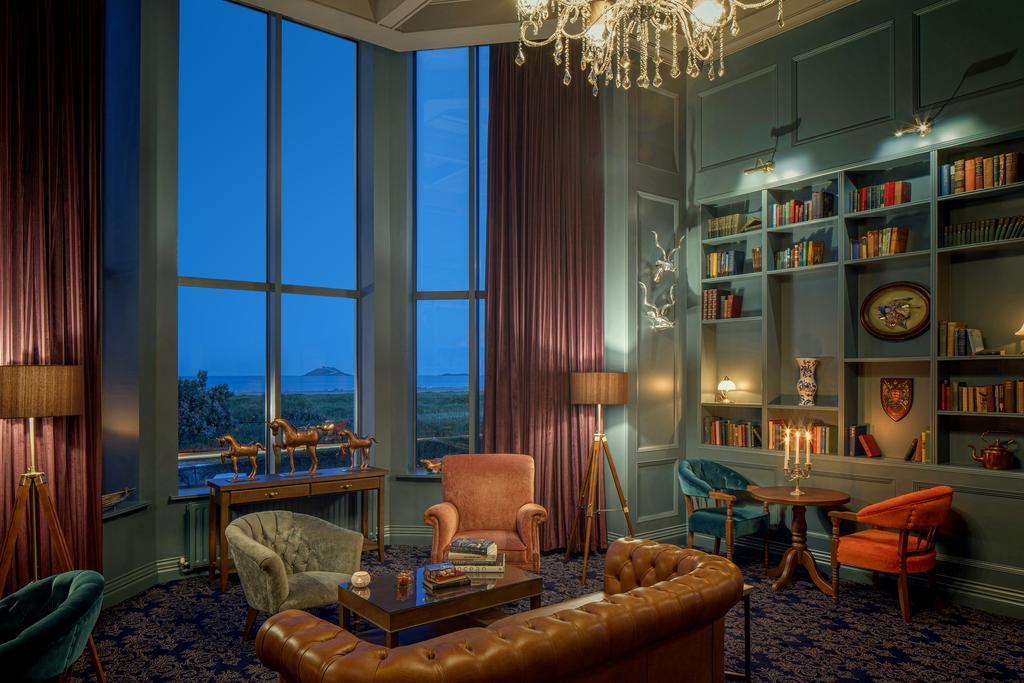 Garryvoe Hotel Балликоттон Экстерьер фото