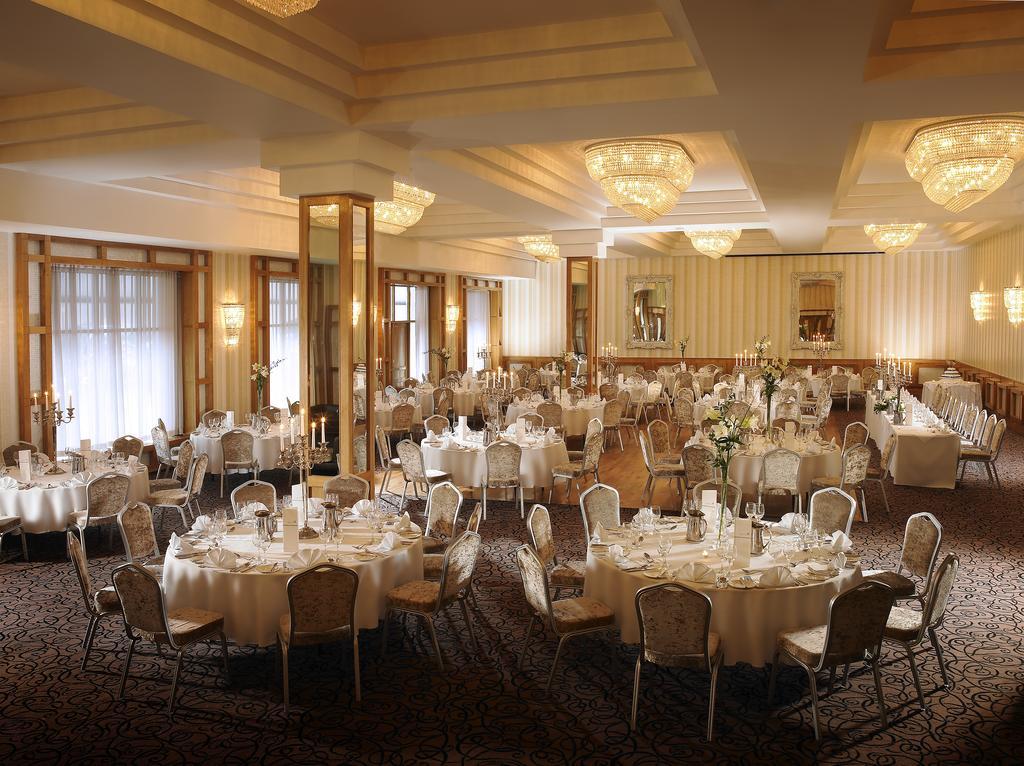 Garryvoe Hotel Балликоттон Экстерьер фото