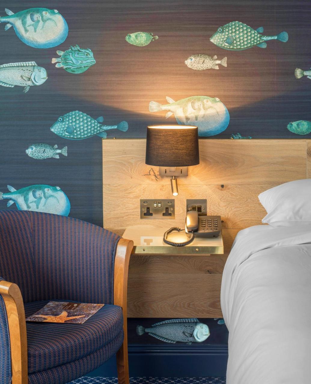 Garryvoe Hotel Балликоттон Экстерьер фото